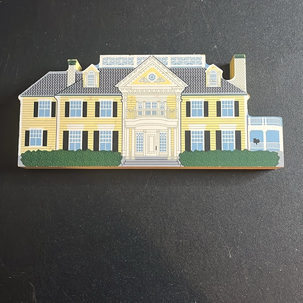 CATS MEOW 1997 York Hall Bath Maine Shelf Sitter